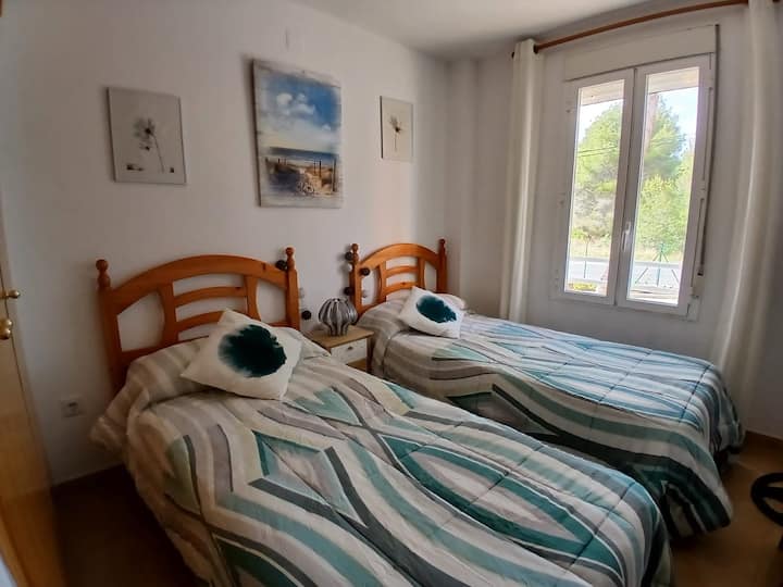 غرفة النوم 2