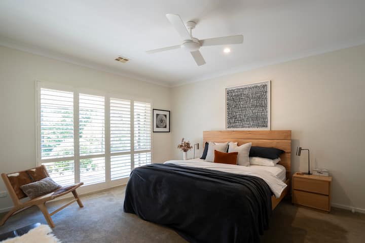 საძინებელი 1