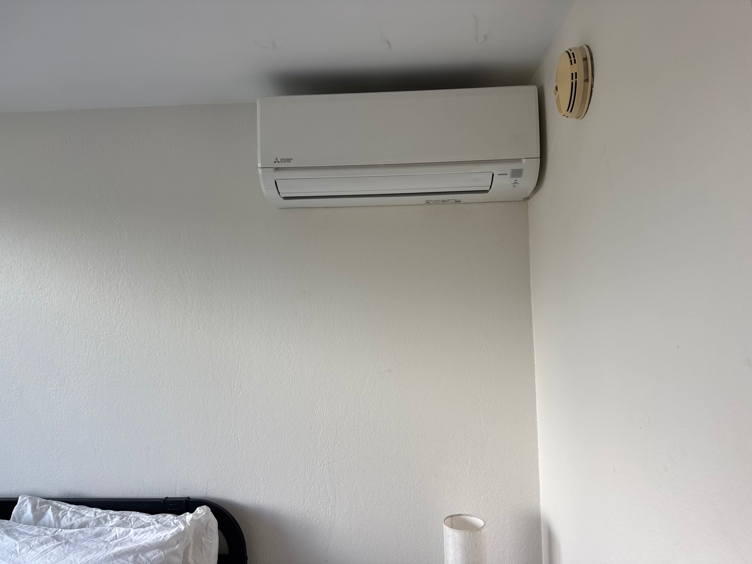 1 BR Apt In Waikiki with Canal & Mountain View - Image 13