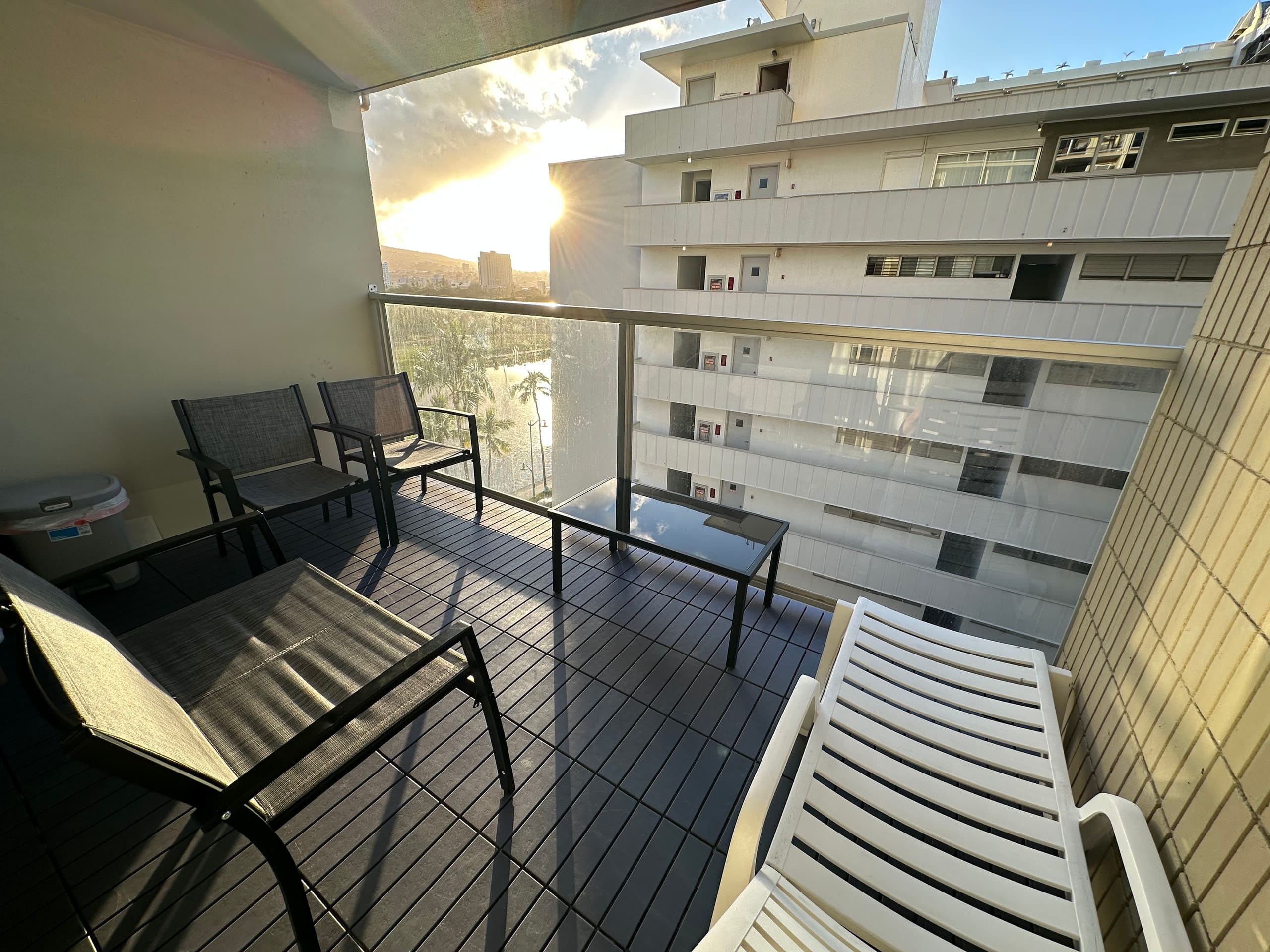 1 BR Apt In Waikiki with Canal & Mountain View - Image 23