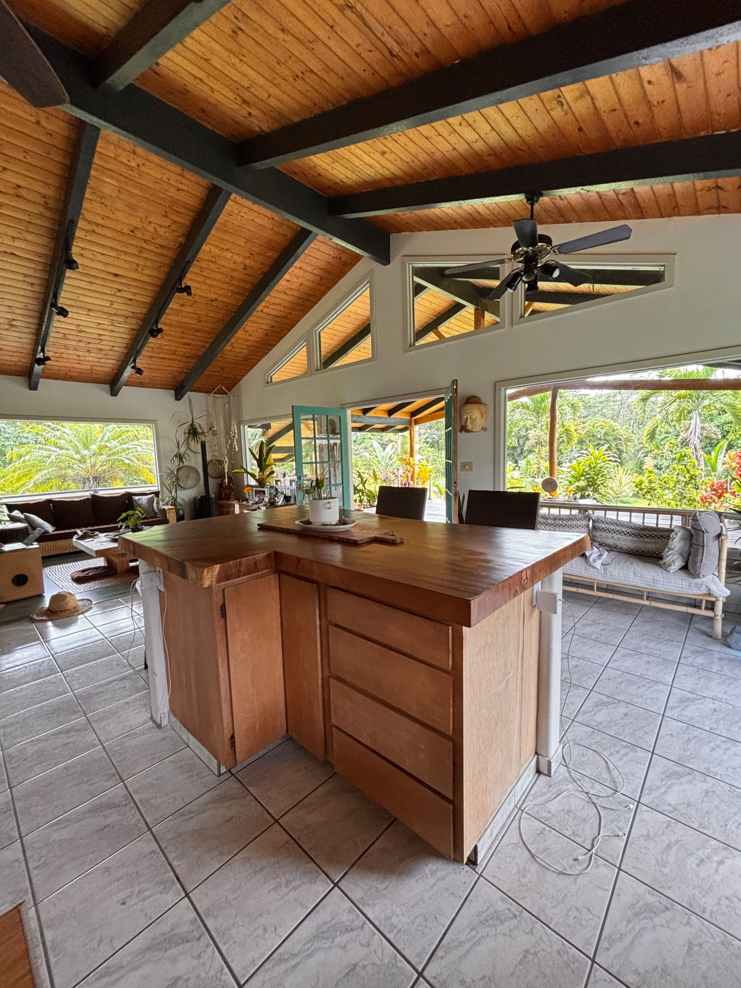Home in Keaau · ★4.93 · 1 bedroom · 1 bed · 1 private bath - Image 6