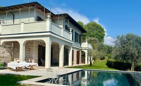 Charming relaxing villa on Lake Garda - VillaRo