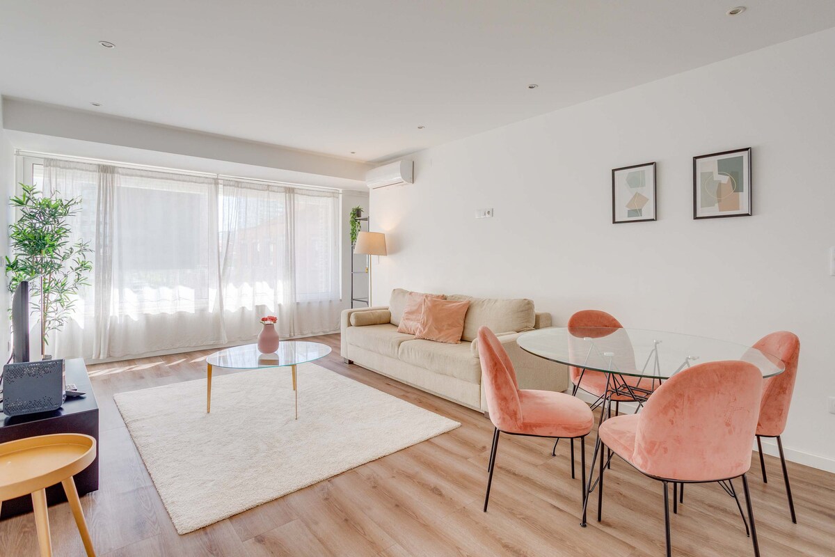 Airbnb em destaque: Savory Pink Apartment, Sete Rios, Lisbon !New! em Campolide