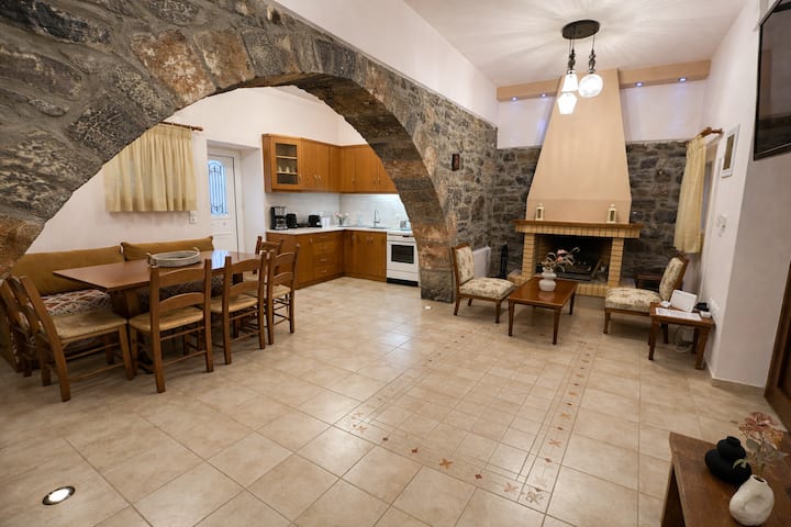 Casa Betini Traditional Maisonette - Elounda