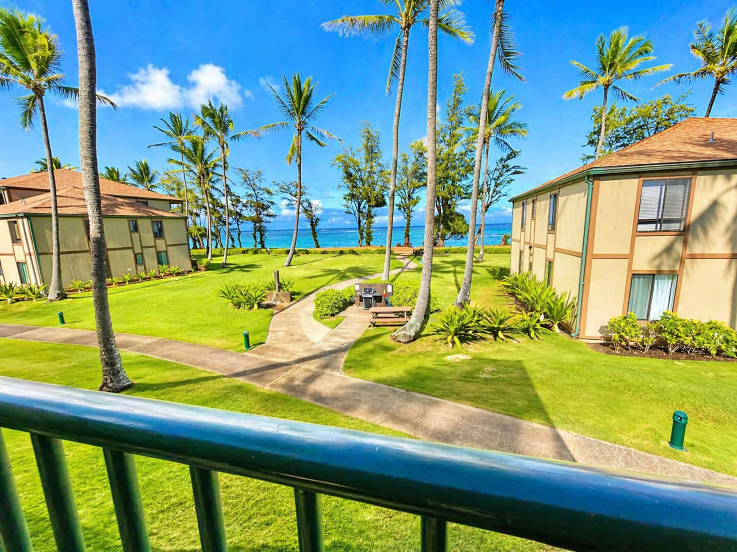 Condo in Kapaa · ★4.62 · 1 bedroom · 2 beds · 1 shared bath - Image 1