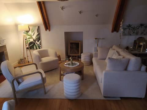 Airbnb performant: charming duplex in Dinan à Dinan