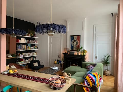 Top performing Airbnb: Charming apartment 5 minutes from Bellecour in Lyon 7e Arrondissement