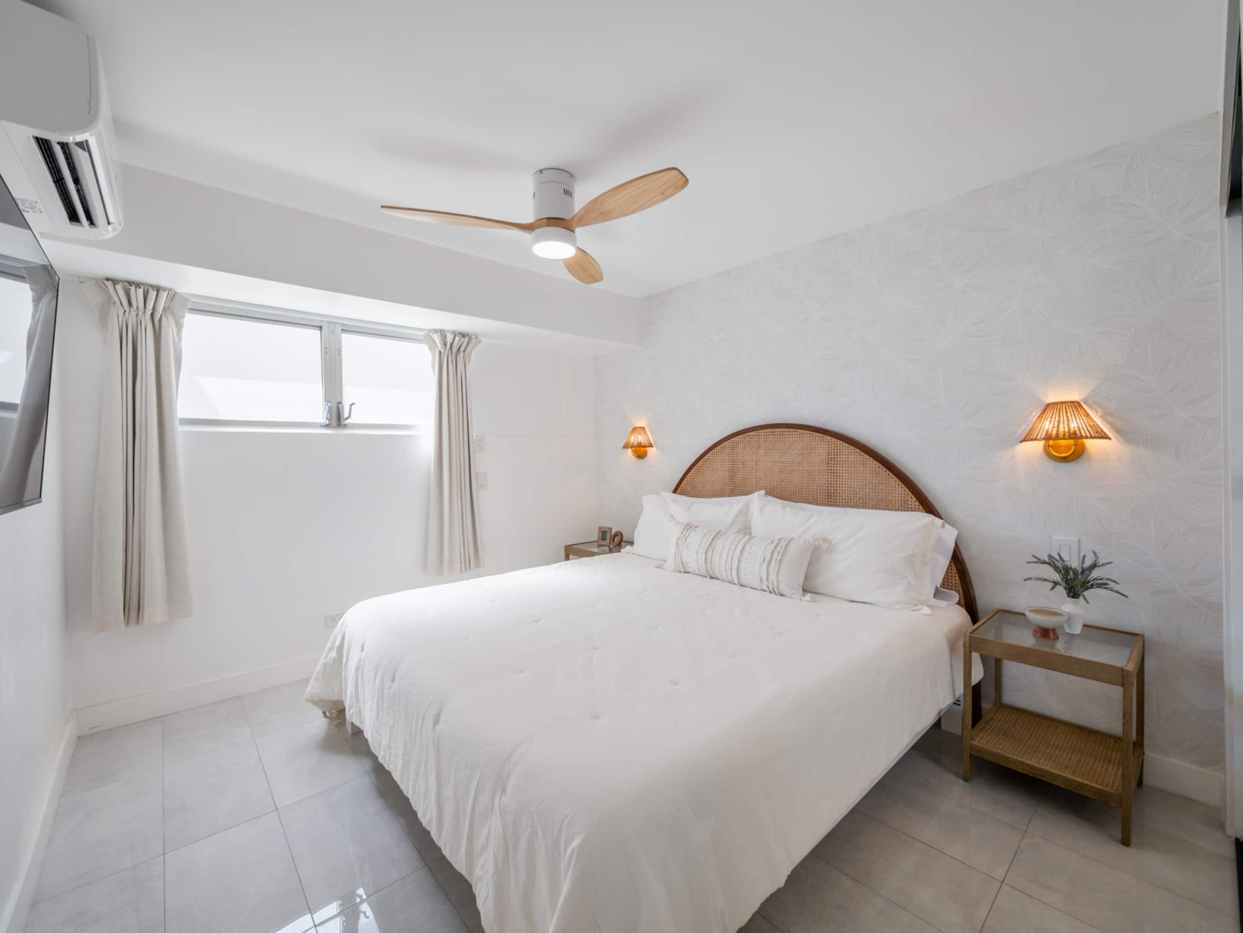 Condo in Honolulu · ★4.9 · 3 bedrooms · 4 beds · 2 private baths - Image 25