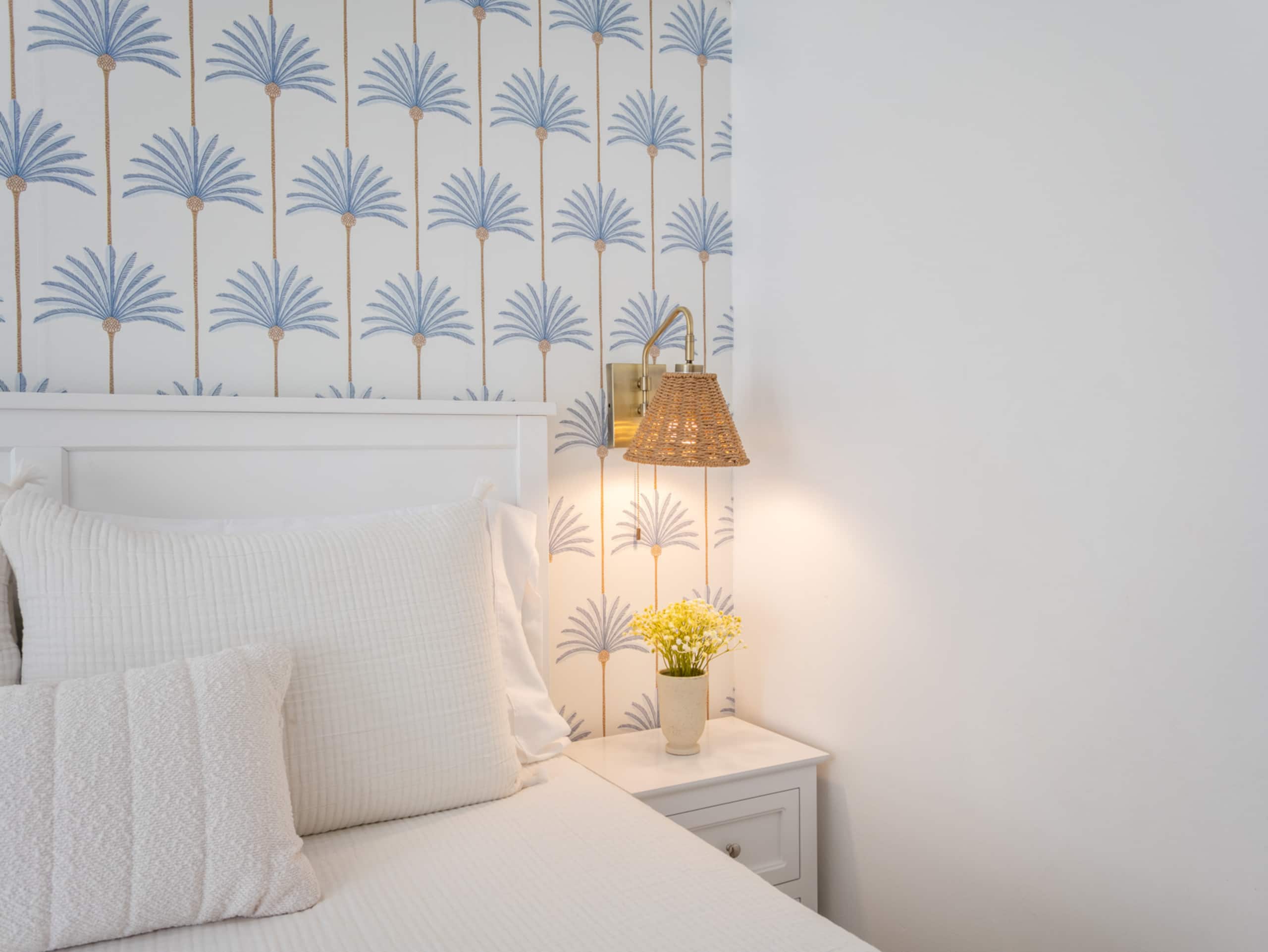 Condo in Honolulu · ★4.9 · 3 bedrooms · 4 beds · 2 private baths - Image 31