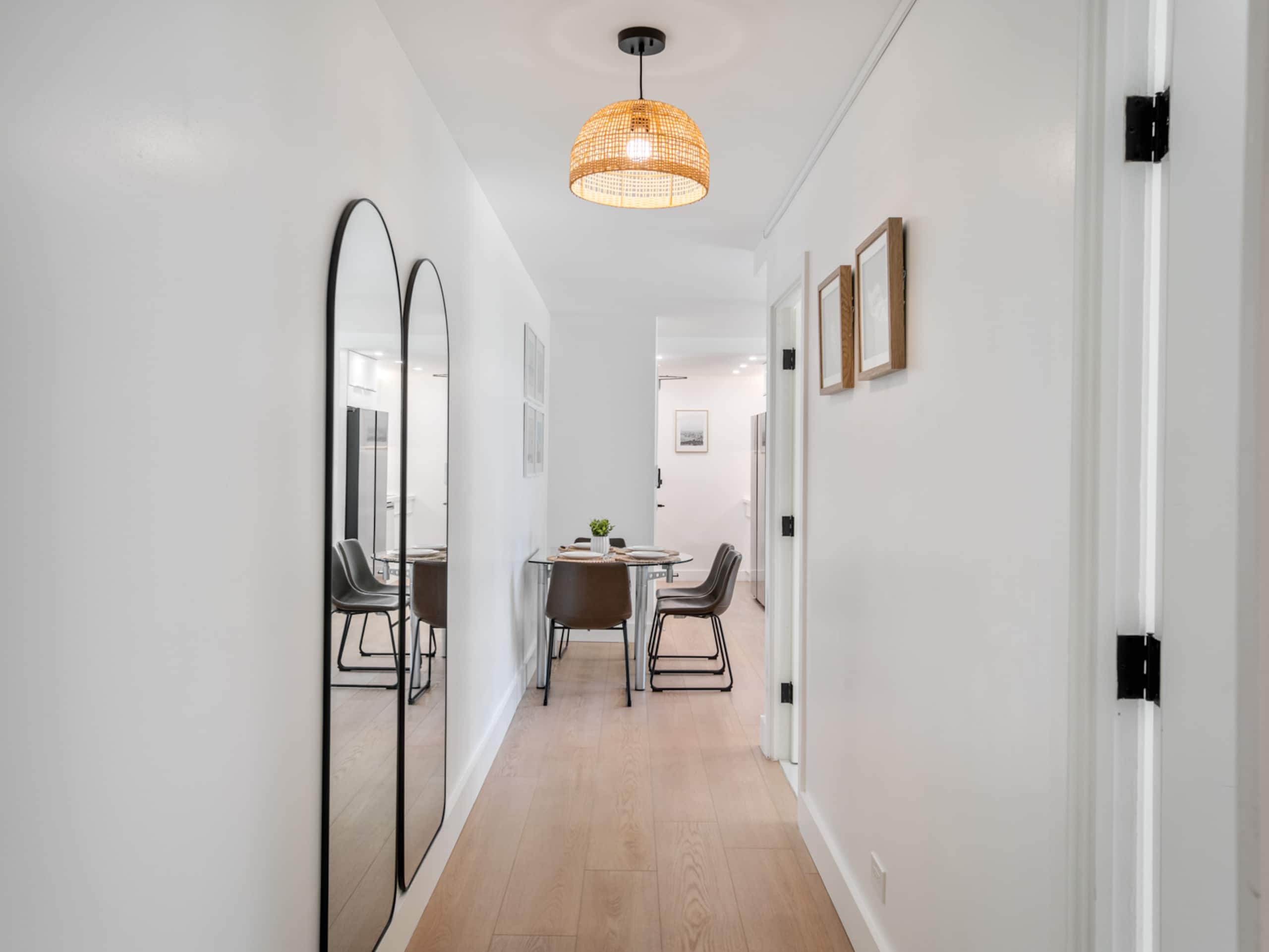 Condo in Honolulu · ★4.9 · 3 bedrooms · 4 beds · 2 private baths - Image 20