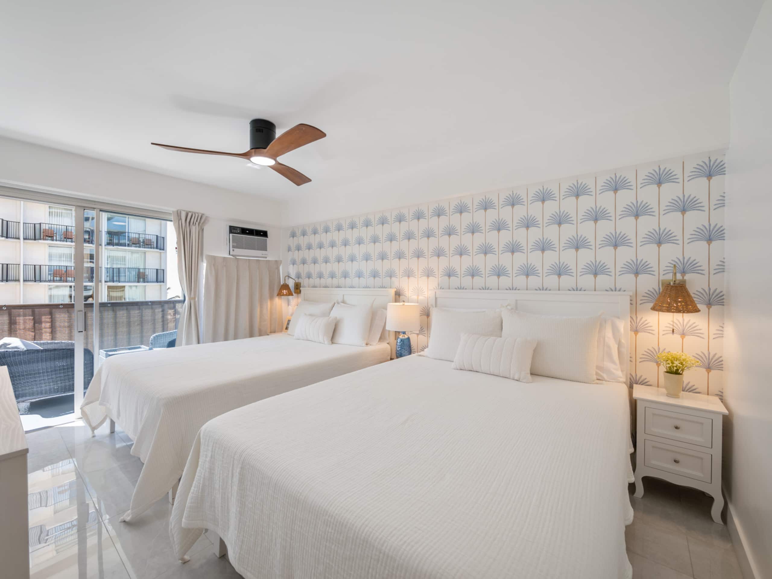 Condo in Honolulu · ★4.9 · 3 bedrooms · 4 beds · 2 private baths - Image 34