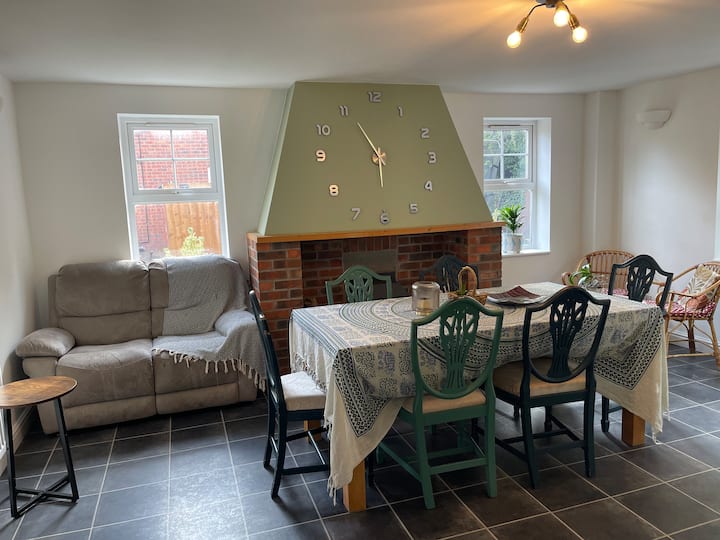 Private Room Near Telford Centre - Telford