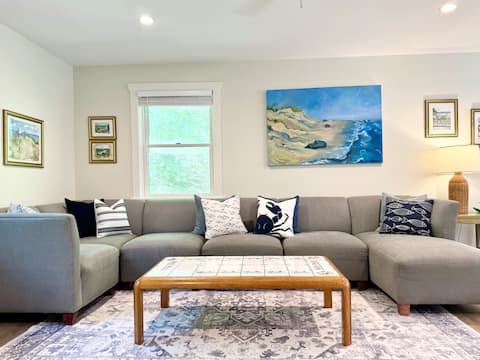 Top performing Airbnb: Beautiful Martha's Vineyard Home in Marthas Vineyard