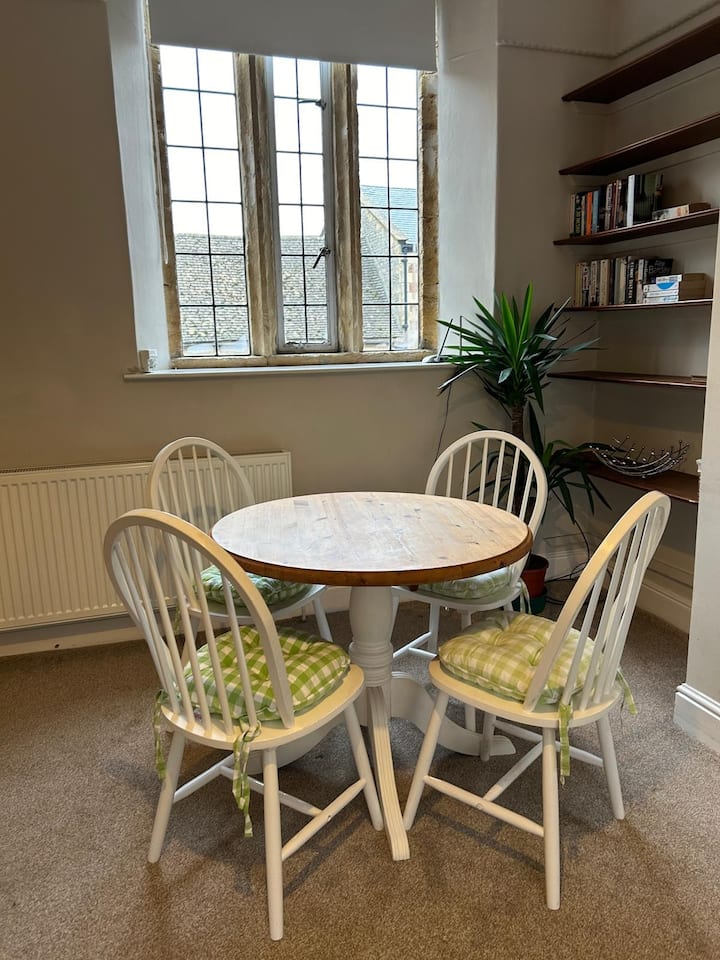 Chantry House 1st Floor Apartment - Stow-on-the-Wold