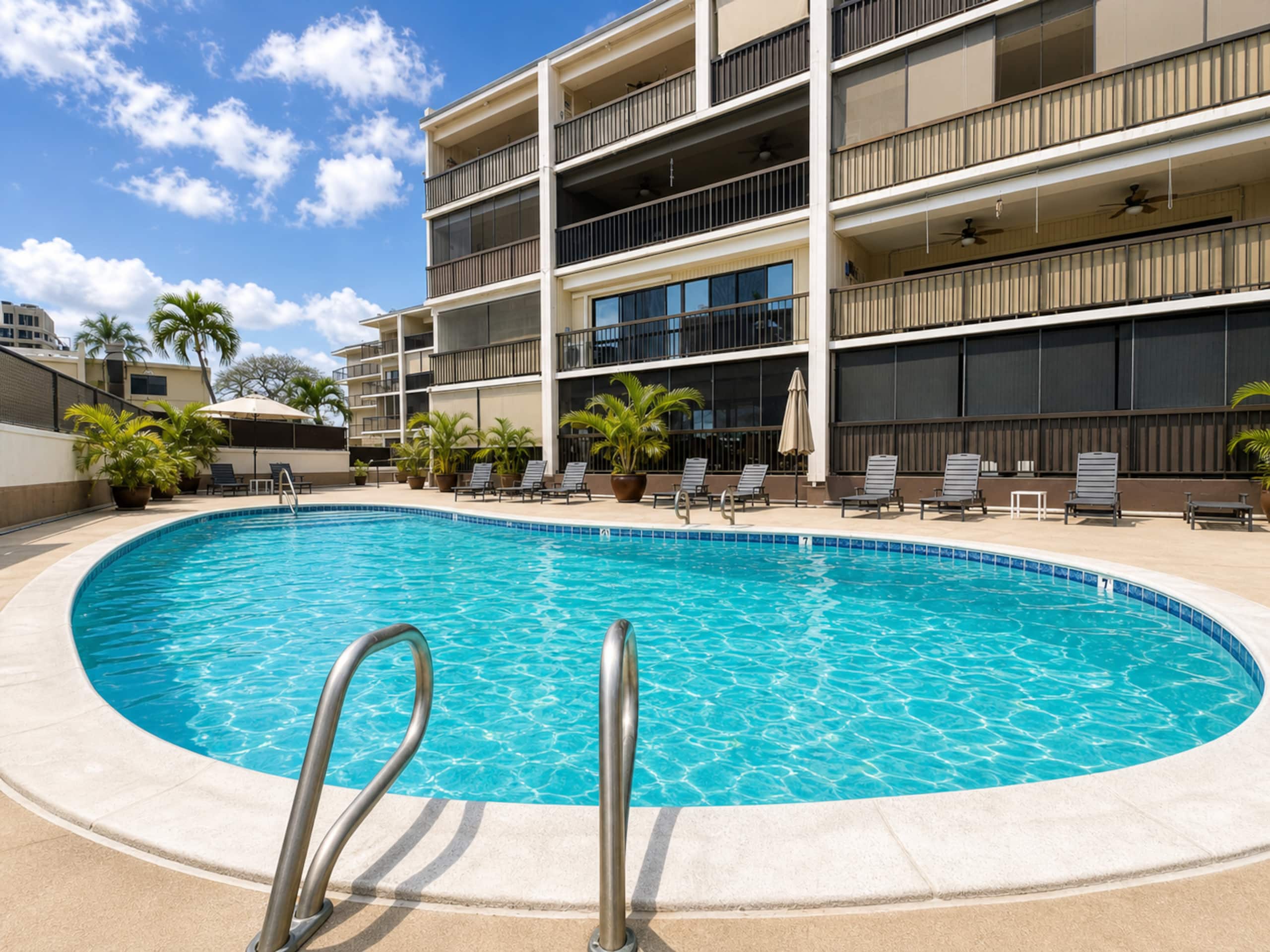 Condo in Kailua-Kona · ★4.91 · 1 bedroom · 2 beds · 1 bath - Image 21