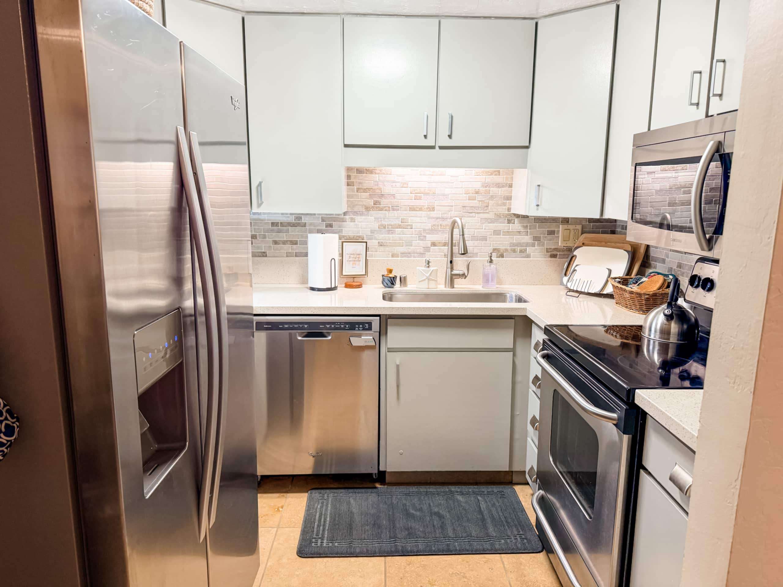 Condo in Kailua-Kona · ★4.91 · 1 bedroom · 2 beds · 1 bath - Image 7
