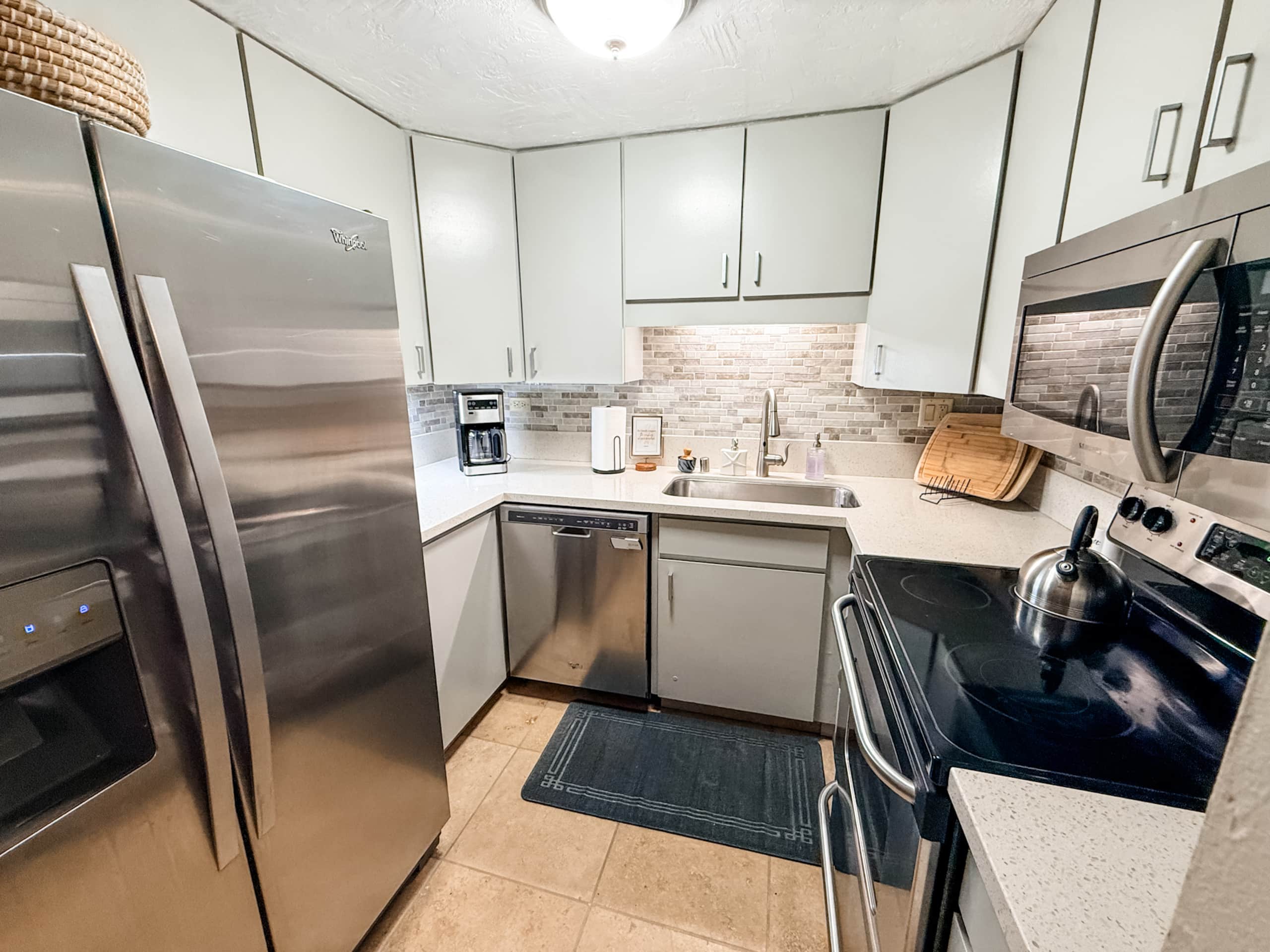 Condo in Kailua-Kona · ★4.91 · 1 bedroom · 2 beds · 1 bath - Image 6