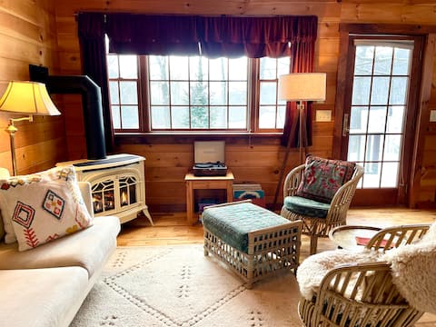 Cozy cabin retreat