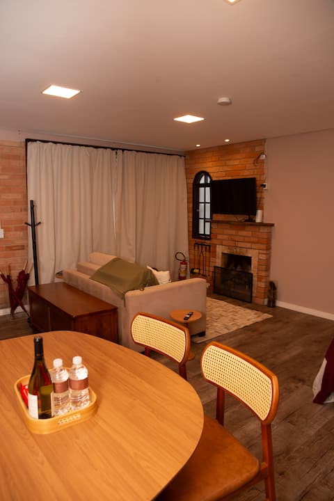 Successful Airbnb property: Syrah Suite with Ofuro @suacasa_yourhome in Campos Do Jordão
