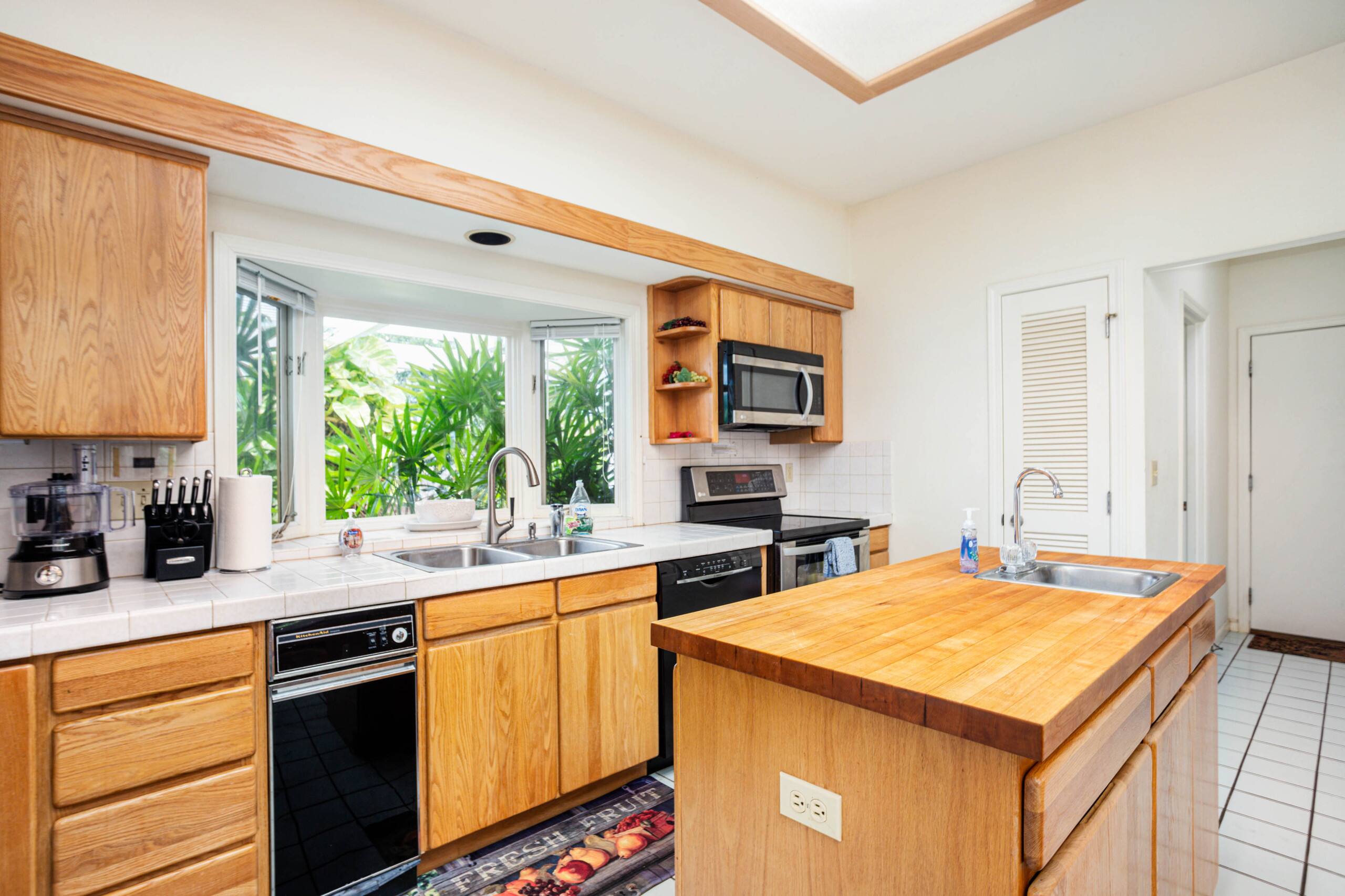 Kiahuna Paradise, 3bdr home, A/C, backyard pool - Photo 17