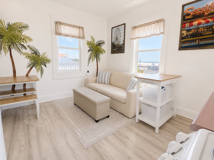 Ocean Views • Beach Block • Parking + Free Ww Pass - Wildwood, NJ