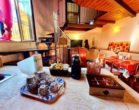 Successful Airbnb property: the trinacria entire independent house in Agrigento