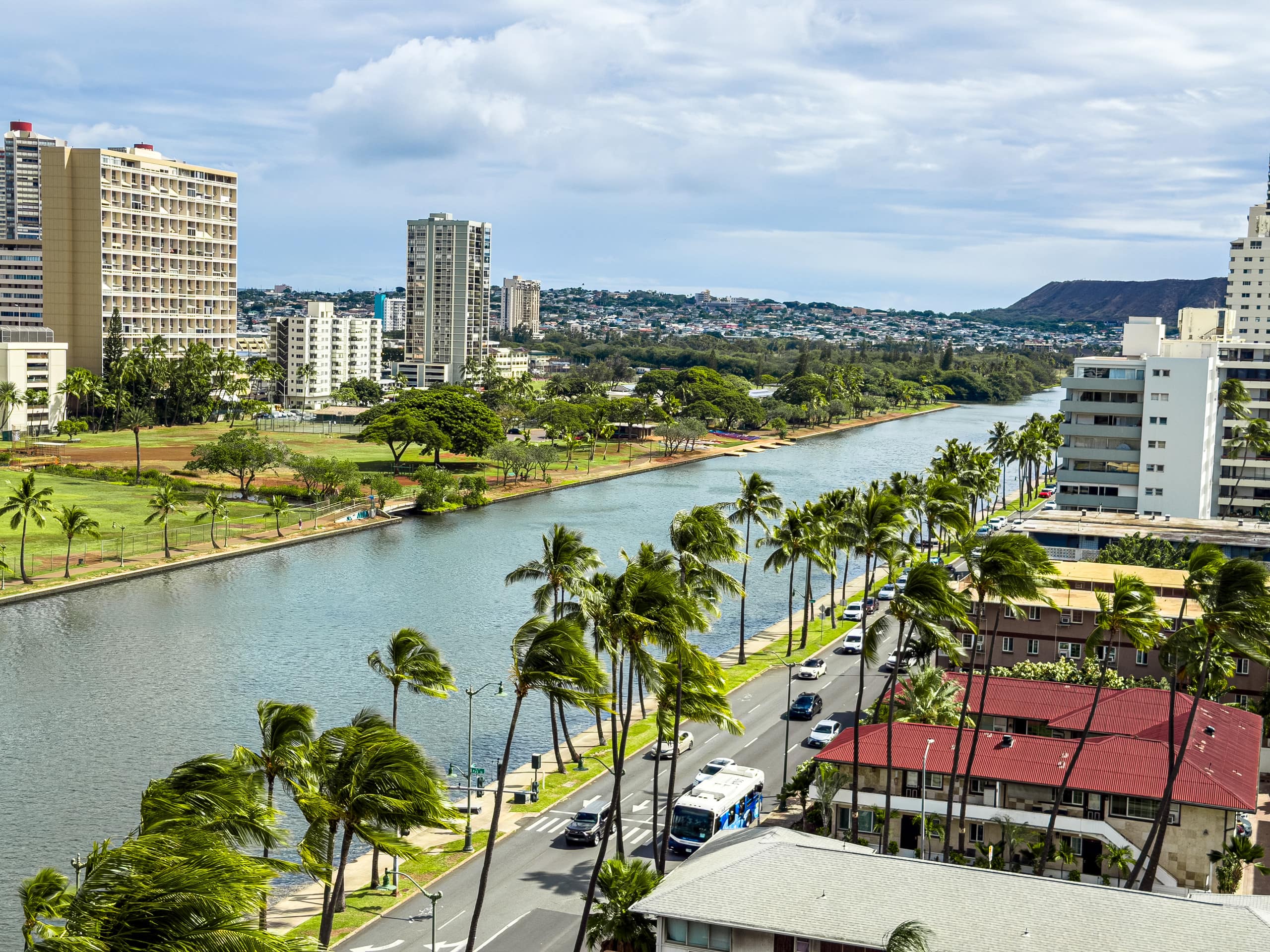 Condo in Honolulu · ★4.74 · Studio · 1 bed · 1 bath - Image 15