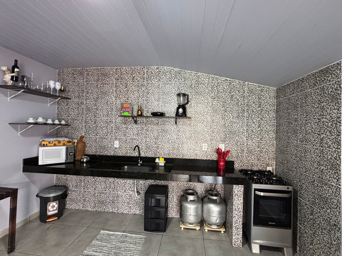 Anúncio popular: Garden house. Just a short walk from the beach and markets. em Belém