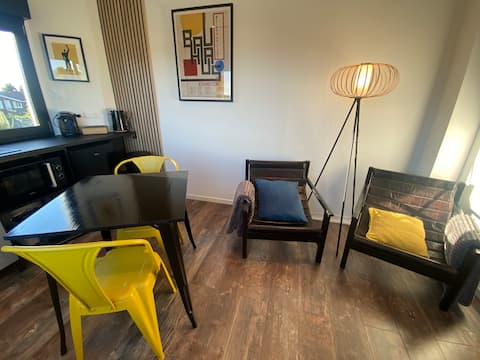 Annonce Airbnb populaire: Duplex studio view of the Blue Line of the Vosges à Saint Dié Des Vosges