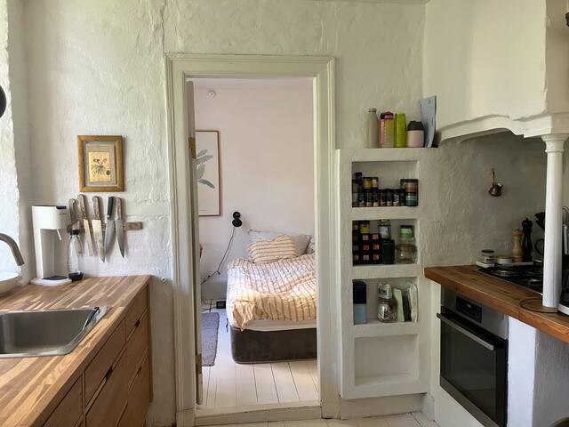 Cosy family home in the Center of it all❤️ gallery image 4