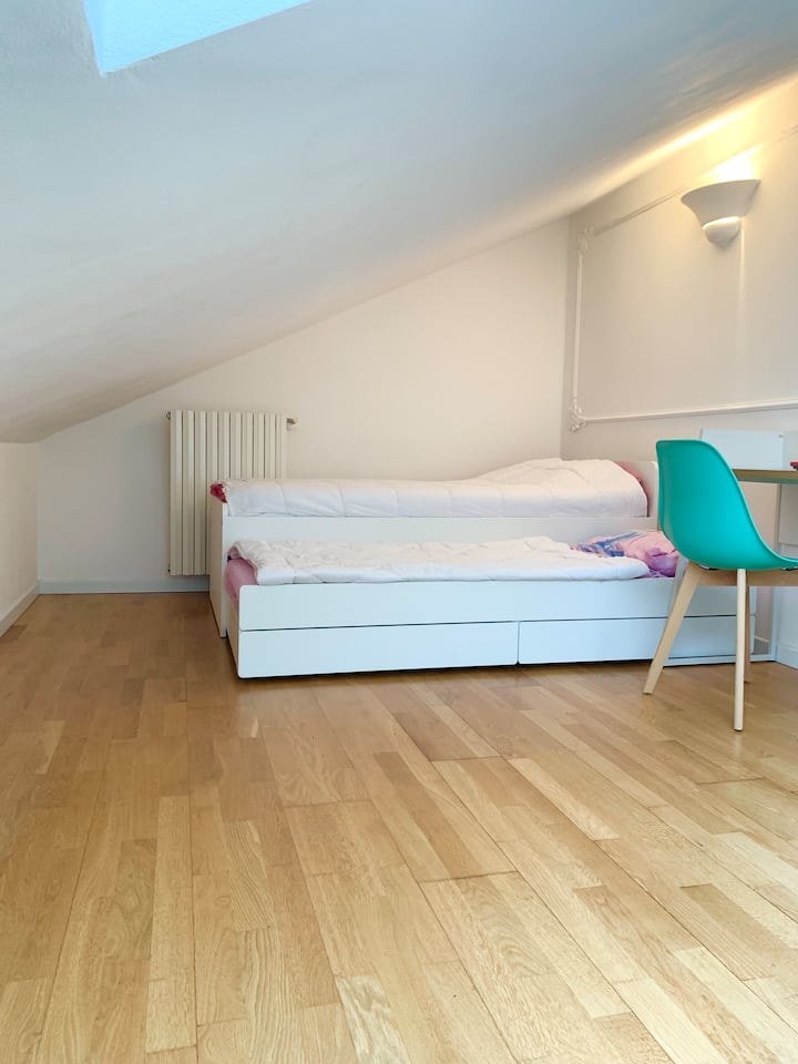 საძინებელი 1