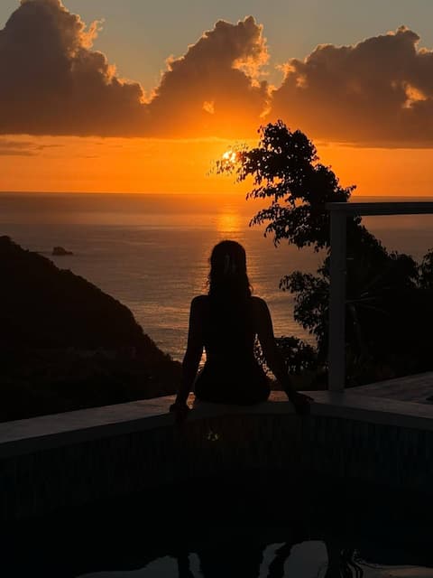 Lovely villa - amazing sea views