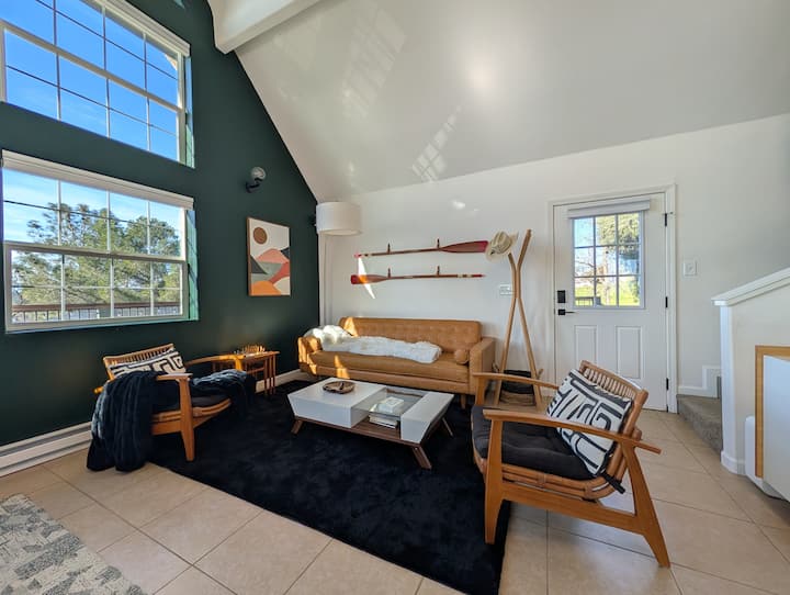 Charming 3 Bedroom Cottage Near Lake Tulloch - Copperopolis, CA