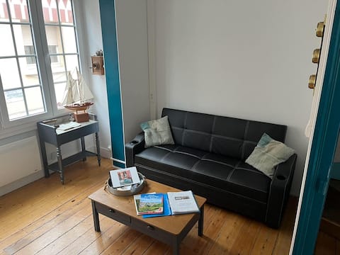 Top Airbnb: Villa Coppi vacation home 100 m from the sea à Le Tréport