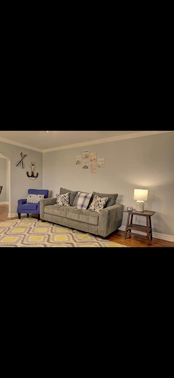 Galveston Getaway With New Pool - Galveston, TX