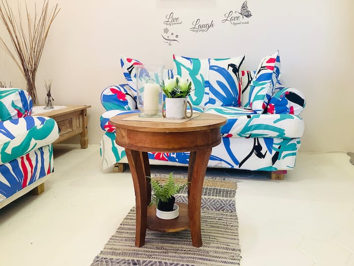 โซฟาออกแบบที่ได้รับแรงบันดาลใจจากศิลปะสมัยใหม่