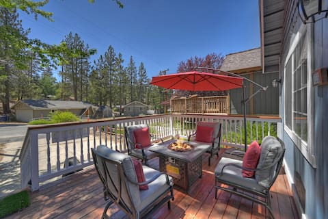Romantic Hot Tub Cabin! Family Fun! Remote Work!