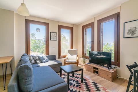 Stylish Triplex Apartment in The Heart of Izmir