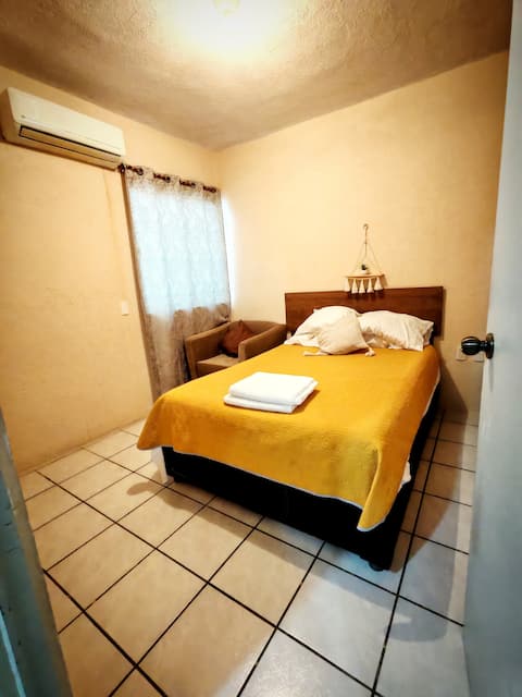 Apartment/Bedroom/Climate/6 people