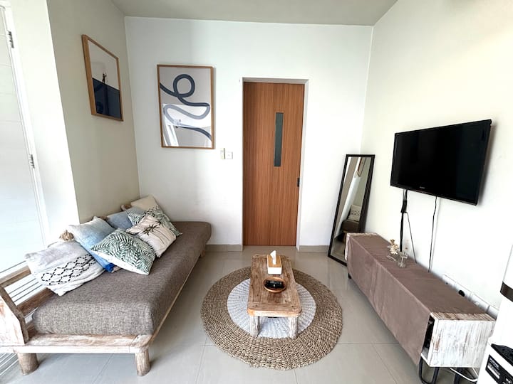 2 Br Villa With Private Pool Near Canggu - Bali