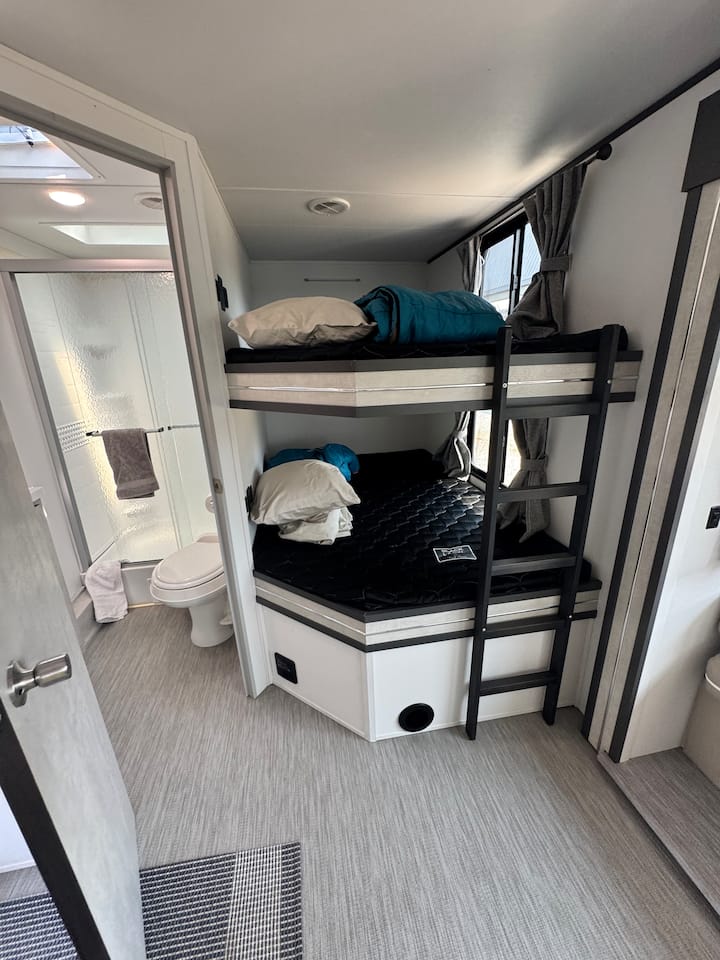 Letti a castello matrimoniali