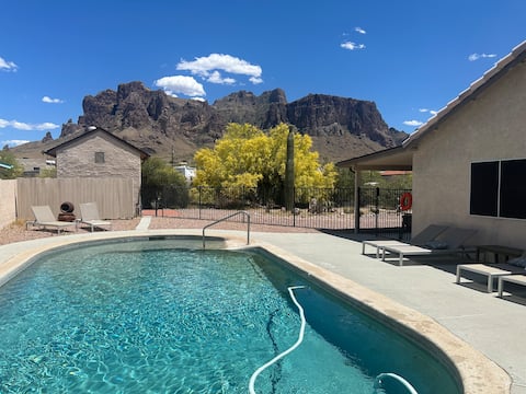 3-Bedr. Villa with heated Pool,Spa,Mountain Views