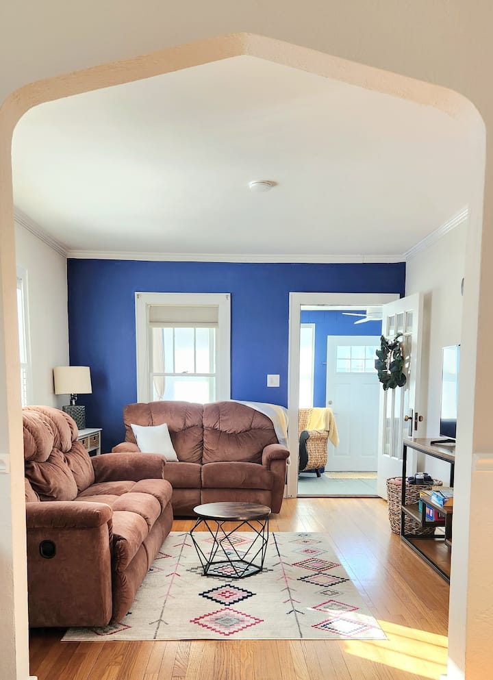 Cozy Lake Geneva Cottage | Walk To Town | Pets Ok - Lake Geneva, WI