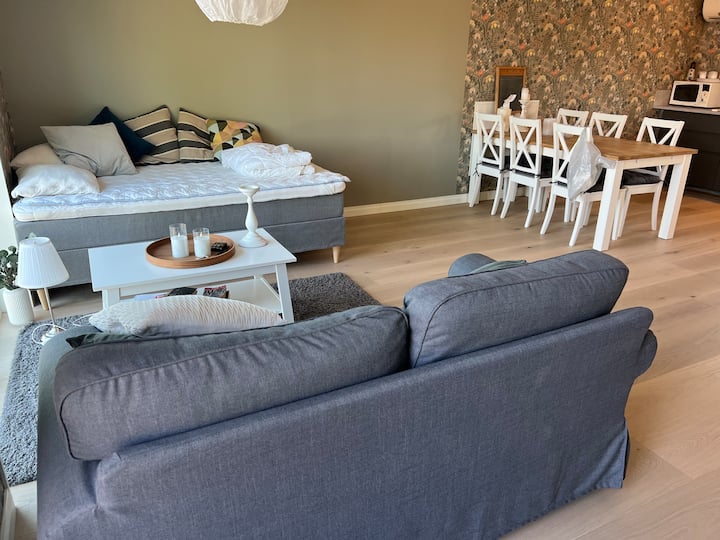 Summerhouse With Private Location By The Sea - Hudiksvall
