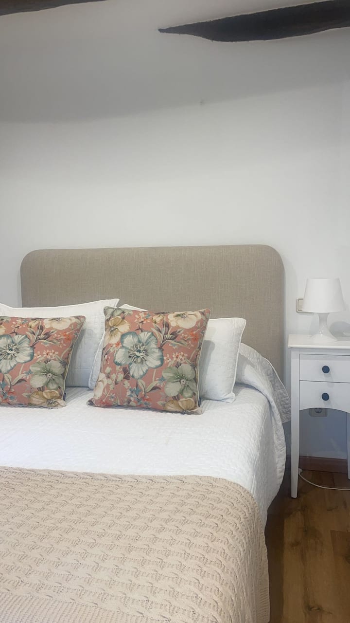 საძინებელი 1