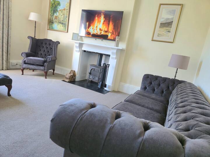 The Elms- Family-friendly, Play Area & Games Room - Dulverton