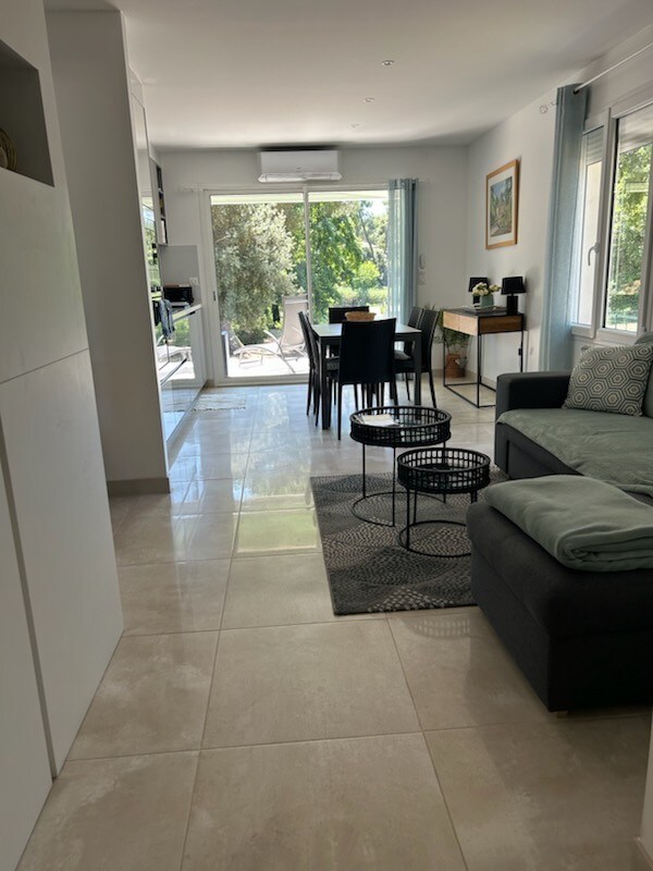 Top Airbnb: But. Palmyra. quiet, security, shops, golf in Les Mathes