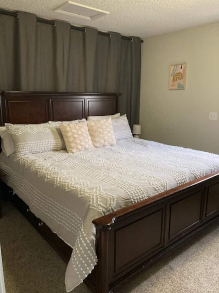 غرفة النوم 1