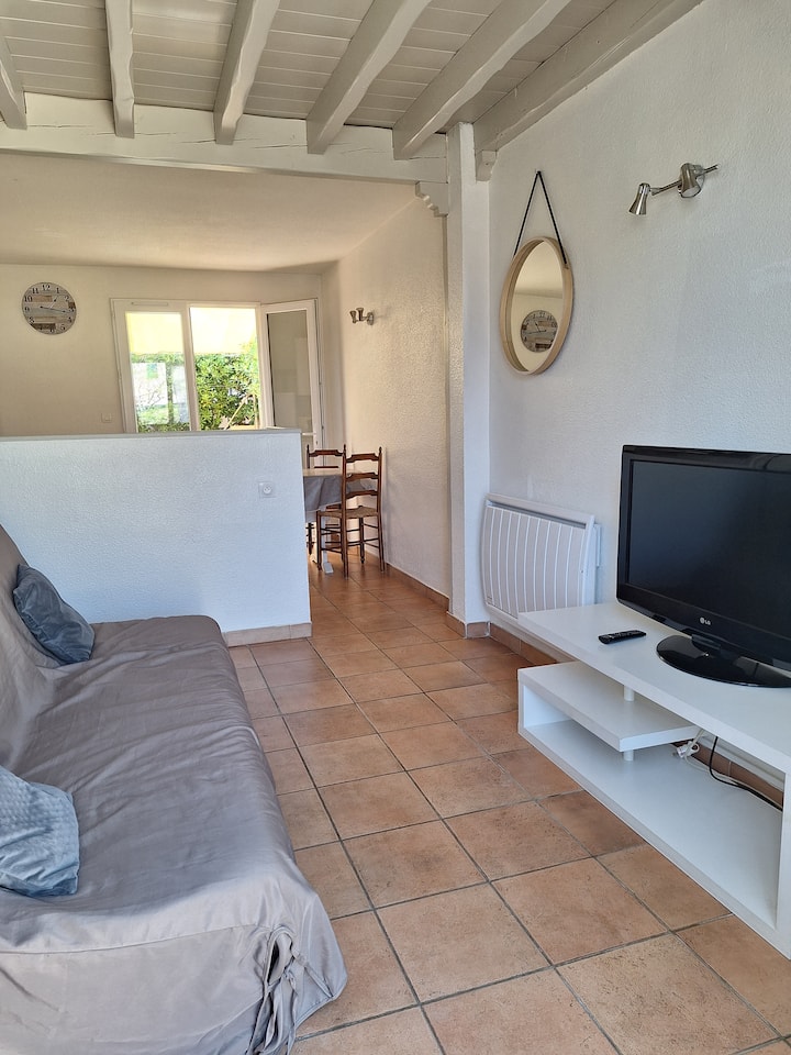 Saint Cyprien : Maison De Vacances - Saint-Cyprien