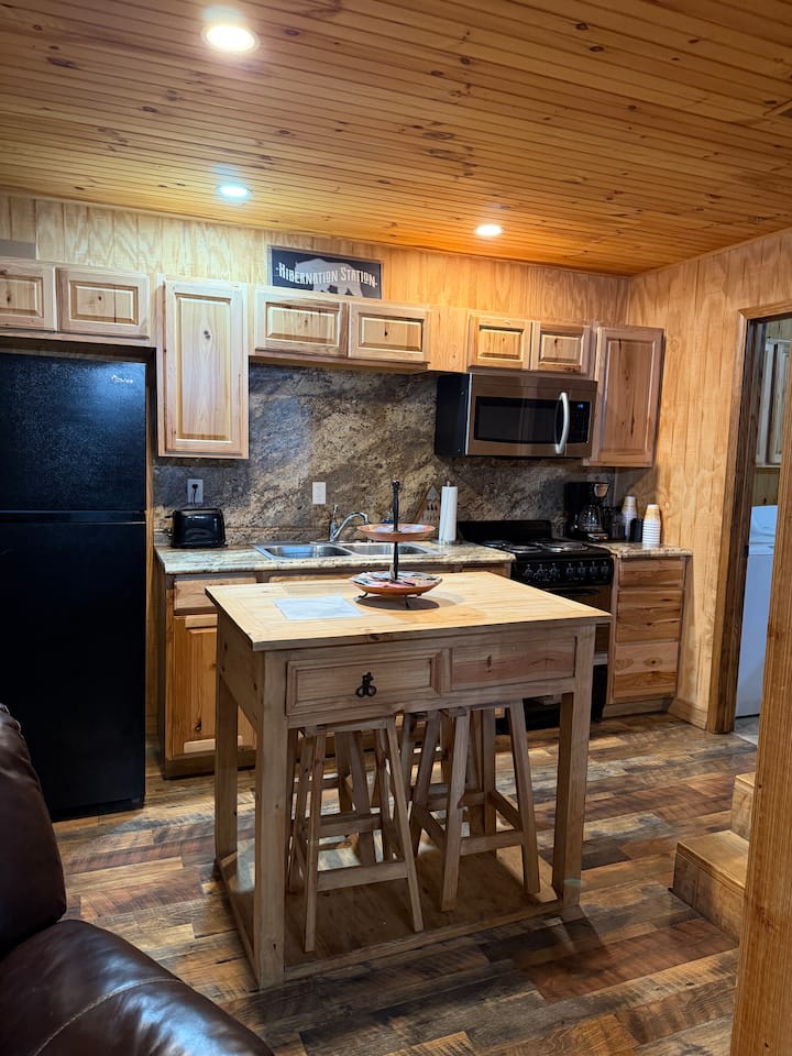Riverfront Cabin And Mini Campground - Chief Logan State Park, Logan